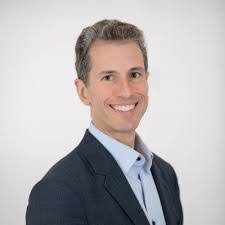 Laina Kislin's Instagram, Twitter & Facebook