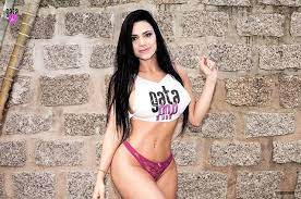 A torcida mais gostosa do brasil já está preparada! Gatapop Magazine Oficial Gatapop Fotos E Videos Do Instagram Ensaio Body Leao