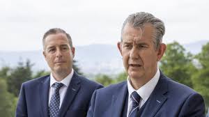 Paul jonathan givan (born 12 october 1981) is a democratic unionist party (dup) mla in northern ireland who served as the minister for communities in the northern ireland executive from 2016 until its collapse in january 2017. A4e1gac Adgqmm