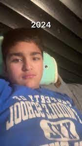 Albert Recinos's Instagram, Twitter & Facebook