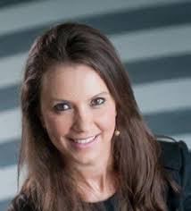 The bridge between leading companies & advisors