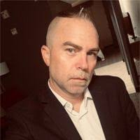 Chris Mazur's Instagram, Twitter & Facebook