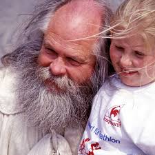 Sie wurde 1979 in berlin als elftes von zwölf kindern geboren und wuchs als mitglied der berühmten kelly family auf. Maite Kelly Uber Papa Dan 71 Von Ihm Habe Ich Gelernt Dass Der Mensch Keineswegs Perfekt Ist Bunte De