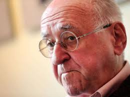 Biolek holds a phd in law and is an honorary professor at the academy of medi. Alfred Biolek In Tiefer Trauer Um Toten Adoptivsohn Sind Tief Geruhrt Stars