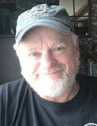 Robert Hardenburgh's Instagram, Twitter & Facebook