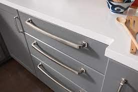 Sutton cabinet pull is made of zinc, giving it both a solid and reliable. Jeffrey Alexander Cabinet Hardware Tri County Home Store
