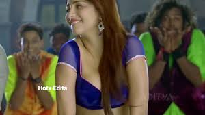 Shruti Hassan sexy bouncing boobs