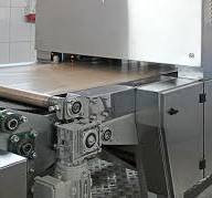Flatbread making machines