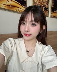 Tiếc thay cho lời hứa hẹn Hứa thì nhiều nhưng làm chẳng bao nhiêu..  @lens_xoan