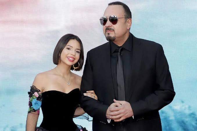 Pepe Aguilar no comparte la felicitación que su hija Ángela publicó en sus  historias de Instagram | Actitudfem