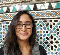 Sekar Davis's Instagram, Twitter & Facebook