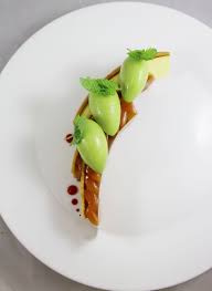 Rhubarbe Pochee Creme Glacee A La Melisse Chiboust A La Vanille De Madagascar Lucile Darosey Fine Dining Desserts Creative Food Food Presentation