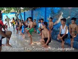 Pada tanggal 17 oktober 2000, sebagian wilayah jawa barat dibentuk sebuah provinsi tersendiri, yaitu provinsi banten. Kejuaraan Renang Antar Pelajar Tingkat Sd Smp Sewilayah Iii Cirebon Sumedang By About Cirebon Pusat Informasi Event Wisata Dan Bisnis Di Cirebon