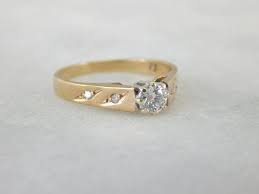 Vintage 1970s Engagement Ring With Pretty Diamond By Msjewelers Pretty Diamond Rings Engagement Rings