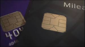 If you live in the united states, you might have recently gotten a credit card with a microchip on it. Chips Can Fall Out Of Chip Credit Cards Leaving Consumers Vulnerable Abc News