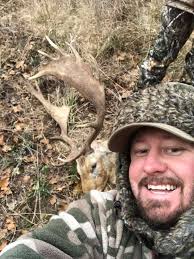 Now that's a HUGE HOG!!! Check out the perfect shot that @wildtech_girl  made, posted