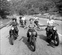 The Motorcycle World Is Turning Beautiful: More and More Women Ride  Motorcycles - Team Motorcycle