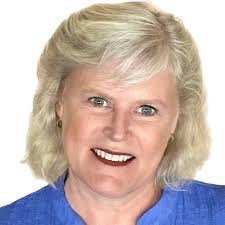 Paula Roy's Instagram, Twitter & Facebook