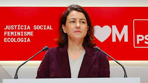 Jun 29, 2021 · por el contrario, el anteproyecto obvia a las personas de género no binario, aquellas que no encajan en los estándares masculino o femenino, carencia que la ministra de igualdad, irene montero. Perspectiva De Genero El Psc Se Rebela Contra La Identidad De Genero En El Parlament