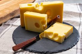 The cheese is characterized by. Emmentaler Diese Vitamine Stecken Drin Geo