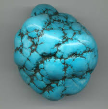 Yüzyıllarca renkleri ve ışıltılarıyla dikkat çeken ve birçok medeniyet tarafından kullanılan doğal taşlar, günümüzde hayatın her alanında çok sayıda kişi tarafından taşınır. Turkuaz Firuze Tasinin Faydalari Ve Ozellikleri