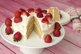 Light Fluffy And Delicious Vegan Vanilla Cake Two Layers Of Vanilla Sponge Topped With A Velvety Vegan Vanilla Vegan Vanilla Cake Vegan Desserts Vegan Sweets