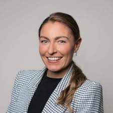 Jenny Lowrey's Instagram, Twitter & Facebook