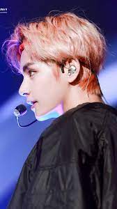 Taetae/tae, taehyungie, gucci boy · role in group: . Pin By Ellie Minkkinen On B Taehyung V Taehyung Kim Taehyung