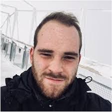 Alex Murrow's Instagram, Twitter & Facebook