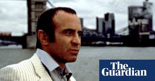 Preizkusi mobilno aplikacijo moj bob prenesi zdaj. Bob Hoskins Obituary Bob Hoskins The Guardian