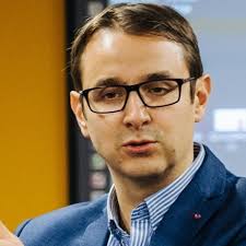 Learn about the Mentors helping entrepreneurs in our program