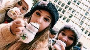 Carla Kates's Instagram, Twitter & Facebook