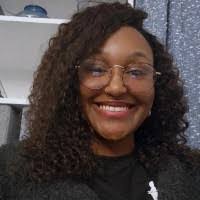 Sheena Miller's Instagram, Twitter & Facebook