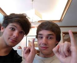 Andrea Malik Hudson (aguioandrea)