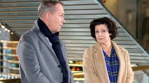 W każdej z zaadresowanych do niego kopert znajdzie. Filmpolski Pl Barwy Szczescia