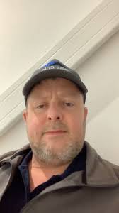 What qualifies you to be a Snagging Surveyor?