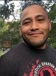 Arturo Robles's Instagram, Twitter & Facebook