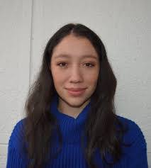 Melissa Alzate's Instagram, Twitter & Facebook