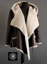 Molt « mâle châtré » i ♦ 1 ♦ mammifère ruminant (ovidés), à toison laineuse et frisée, domestiqué pour fournir de la laine, de la viande et du lait. Ø­Ø¬Ø± Ø§Ù„ÙƒÙ„Ø³ Ø³ÙŠØ§Ø³Ø§Øª Ø¹Ø¯Ø§Ø¦ÙŠ Veste En Mouton Retourne Skazka Devonrex Com