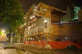 Guerrilla Architecture A Shelter For Everyone In Need Architecture Temporary Architecture Big Architects