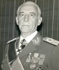 O presidente da assembleia da república destaca depois a longa carreira de joão figueiredo: Euclydes De Oliveira Figueiredo Filho Wikipedia A Enciclopedia Livre
