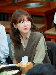 <신입사원 강회장> 이주명 스틸컷 - 영화/TV - 에펨코리아