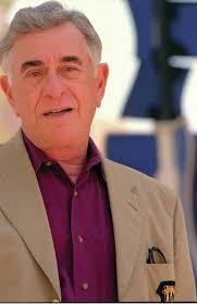 Pioneering stand-up comedian dies at 92