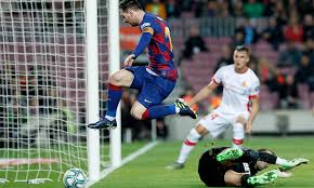 Messi Breaks Ronaldos Spanish Hat Trick Mark Sends Barca