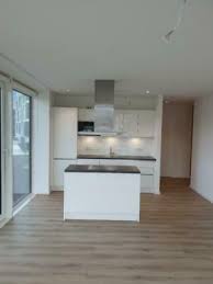 Beim immobilienverkauf gibt es das bestellerprinzip nach aktuellem stand noch nicht. 2 Zimmer Wohnung Zu Vermieten An Den Konigswiesen 12 24837 Schleswig Holstein Schleswig Mapio Net