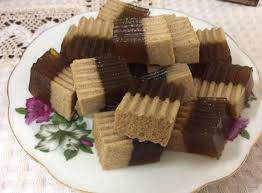 Bila anda sedang mencari infomasi gambar dan video yang relevan dengan judul aneka resepi agar agar tali kamu telah datang berkunjung blog yang benar. Resipi Agar Agar Santan Gula Melaka Guna Sukatan Agar Agar Tali Rasa Agar Desserts Melaka