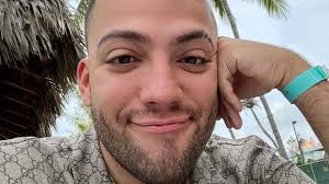 Lucas Rangel inclui cirurgia na testa como presente de casamento; saiba  mais sobre os itens curiosos da lista