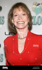 Mary moore hi-res stock photography and images