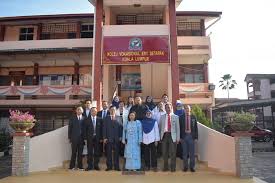 Kolej vokasional (kv) adalah sebuah sekolah harian yang mengutamakan latihan kemahiran selain daripada teori kepada para pelajar lepasan pt3. Kverts Telah Official Kolej Vokasional Ert Setapak Facebook
