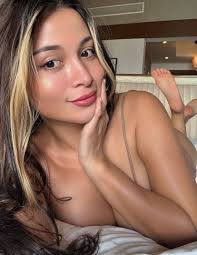 PALACE OF ROMANTIC AND ACTION NOVELS